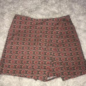 Mini shorts with details